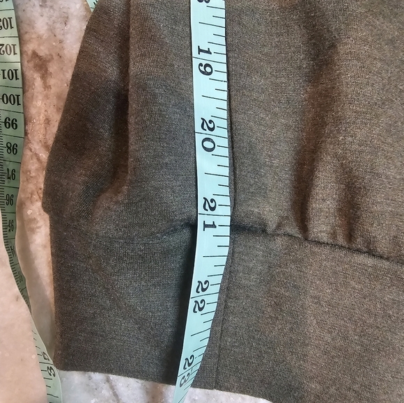 Torrid Women’s Plus 2 (18/20) Olive Green Jogger Pants Zip Pockets Cuffed Hem - Picture 7 of 10